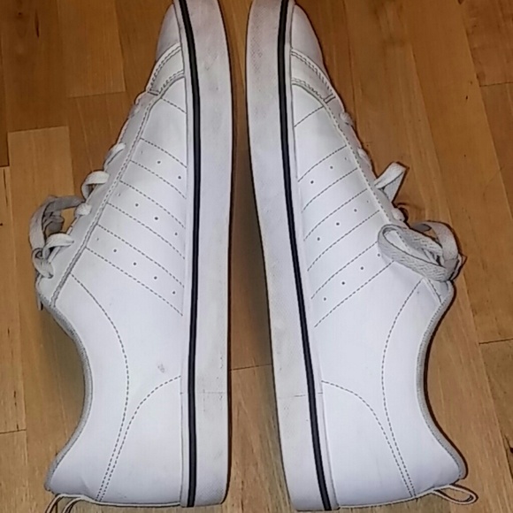 Adidas - Picture 2 of 4